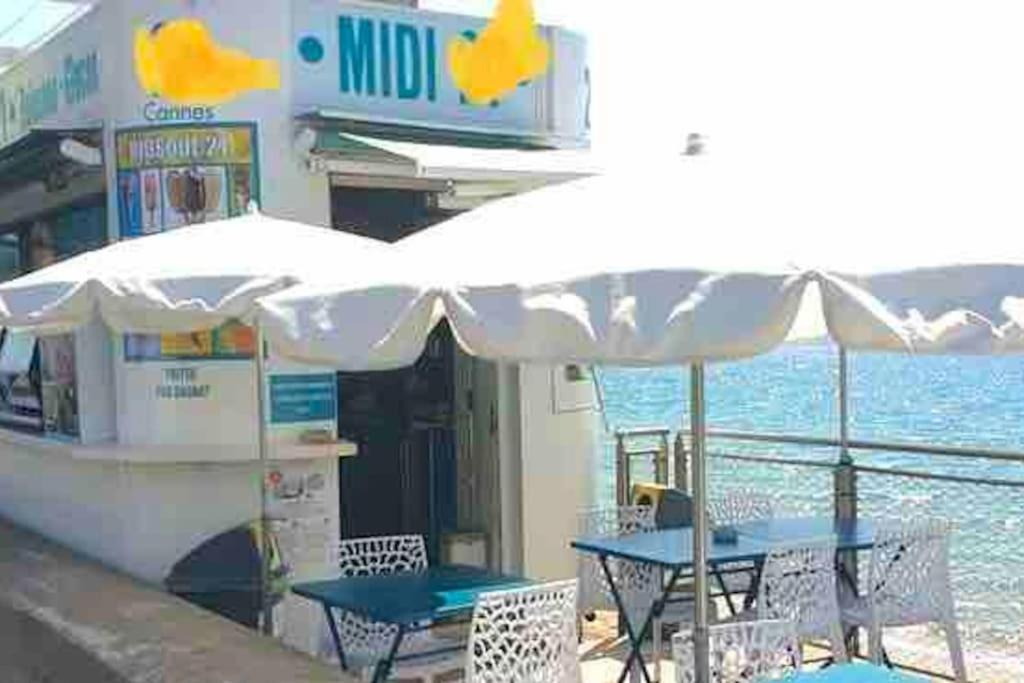 Bord De Mer, Terrasse, Tout A Pieds Cannes Bagian luar foto